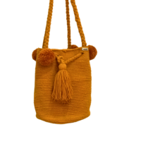 Mochila wayuu con trenza